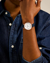 Load image into Gallery viewer, Jacqueline Female Watch ES3843