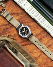Load image into Gallery viewer, Utility Metal Series Male Watch GM-2100C-5AER