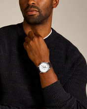 Load image into Gallery viewer, Neutra Male Watch FS5905