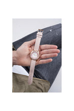 Load image into Gallery viewer, Female Watch GW0032L2