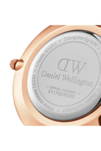 Load image into Gallery viewer, Quartz Rose Gold Watch DW00100313