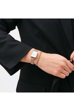 Load image into Gallery viewer, Female Watch DW00100687