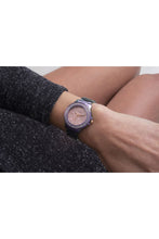 Load image into Gallery viewer, Female Watch GW0410L4