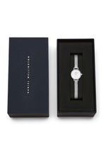 Load image into Gallery viewer, Daniel Wellington Quartz Silver Watch DW00100746