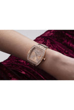 Load image into Gallery viewer, Female Watch GW0104L3