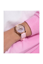 Load image into Gallery viewer, Female Watch GW0530L4