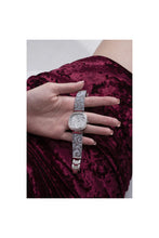 Load image into Gallery viewer, Female Watch GW0304L1