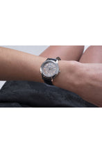 Load image into Gallery viewer, Female Watch GW0299L1