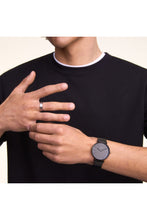 Load image into Gallery viewer, Daniel Wellington Quartz Black Watch DW00100778