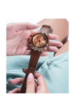 Load image into Gallery viewer, Female Watch GW0547L2