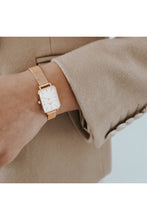 Load image into Gallery viewer, Female Watch DW00100431