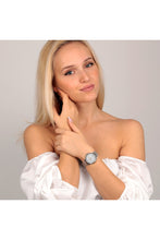 Load image into Gallery viewer, Female Watch T - STAR Collection R2453152503