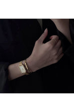Load image into Gallery viewer, Petite Quadro Damen Uhr Gold Dw00100668