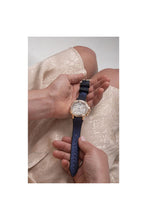 Load image into Gallery viewer, Female Watch GW0313L3