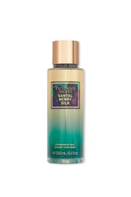 Load image into Gallery viewer, Victoria's Secret, Santal Berry Silk, Mist Spray, 250 ml