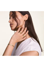 Load image into Gallery viewer, Gold Bracelet DW00400987