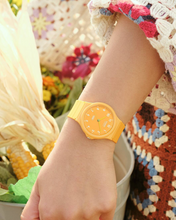 Load image into Gallery viewer, Collection Unisex Watch MQ-24B-9BEF