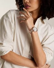 Load image into Gallery viewer, Gilmore Female Watch ES5394
