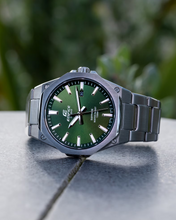 Load image into Gallery viewer, Edifice Male Watch EFR-S108D-3AVUEF