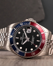 Load image into Gallery viewer, Male Watch CARIBE Collection R8253597088