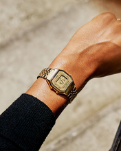 Load image into Gallery viewer, Vintage Female Watch LA680WEGA-9ER
