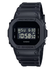 Load image into Gallery viewer, G-Shock Male Watch DW-5600UBB-1ER