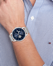 Load image into Gallery viewer, Weston Male Watch 1710504