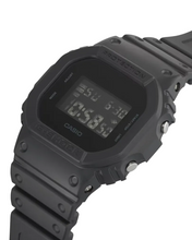 Load image into Gallery viewer, G-Shock Male Watch DW-5600UBB-1ER