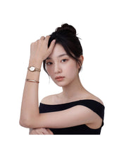 Load image into Gallery viewer, Ophelia Mini Female Watch DW00100940
