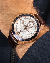 Load image into Gallery viewer, Luke Male Watch 1791118