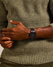 Load image into Gallery viewer, Minimalist Male Watch FS5308