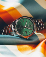 Load image into Gallery viewer, STANDARD Collection Male Watch MTP-1302PD-3AVEF