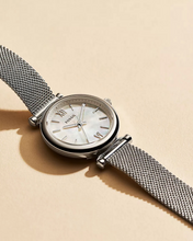 Load image into Gallery viewer, Carlie Female Watch ES4432