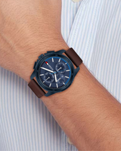 Load image into Gallery viewer, Walker Male Watch 1710632