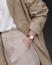 Load image into Gallery viewer, Classic Petite Female Watch DW00100231