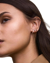 Load image into Gallery viewer, Rose Gold Earring DW00400856